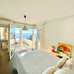 Modern Stunning Sea Views And Pool * ネルハ