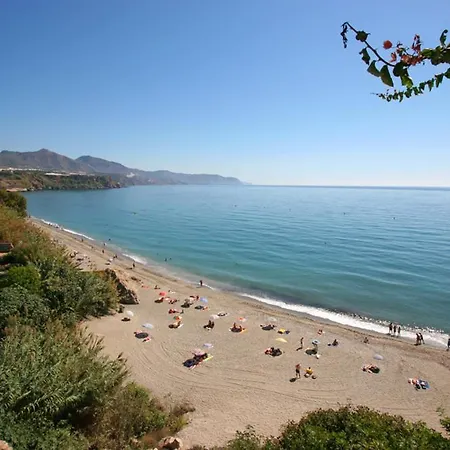 Modern Stunning Sea Views And Pool Apartmán