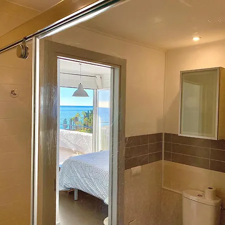Modern Stunning Sea Views And Pool