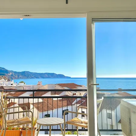 Modern Stunning Sea Views And Pool Apartmán