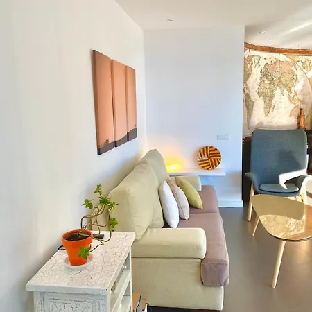 Modern Stunning Sea Views And Pool Апартаменты Нерха