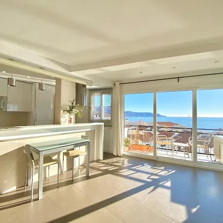 Apartment Modern Stunning Sea Views And Pool